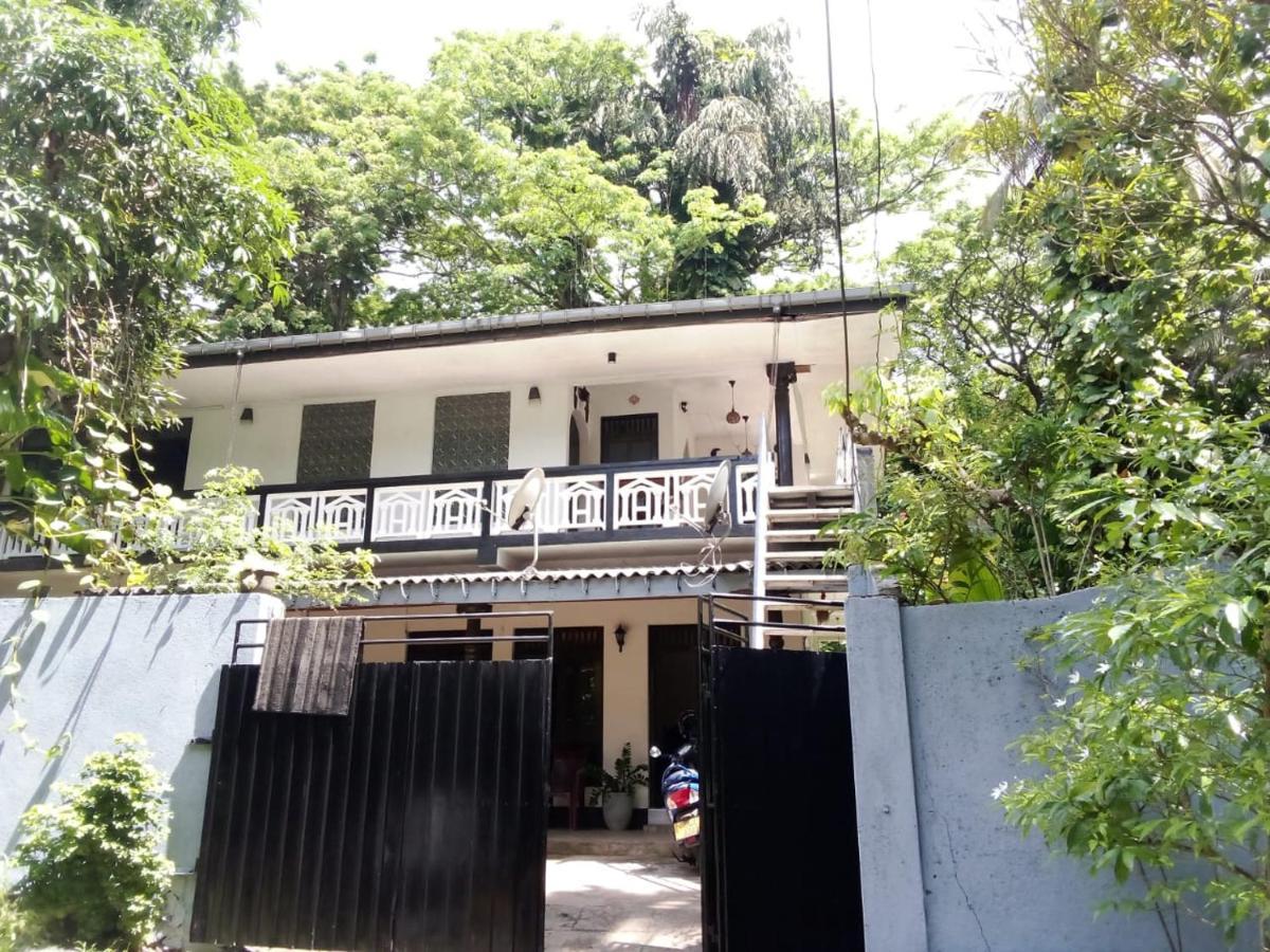Green Turf Galle Exterior photo
